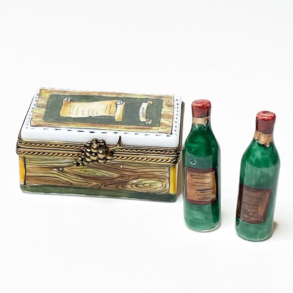 SOLd SOLD SOLD Limoges Box Wine Crate With Two Bottles Hand Painted Porcelain - Picture 1 of 4